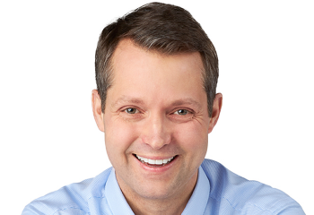 Portrait of Justin Hotard